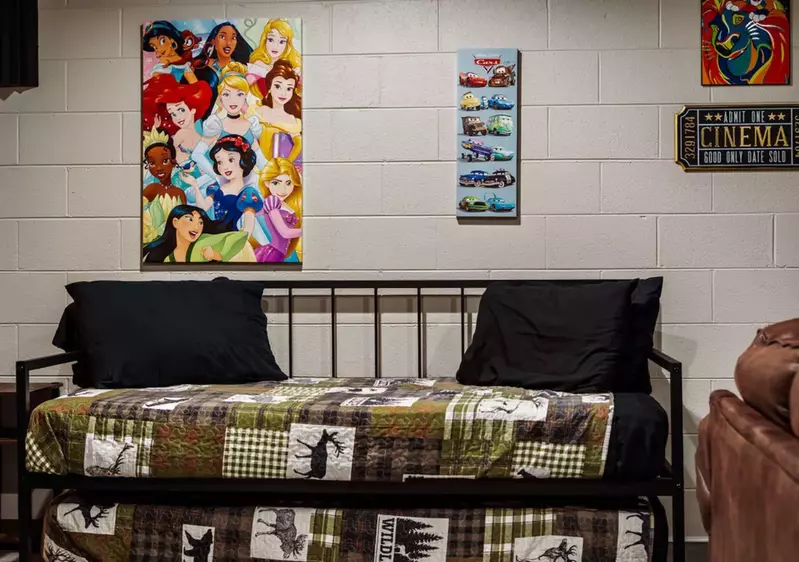 Bluff Mountain Escape