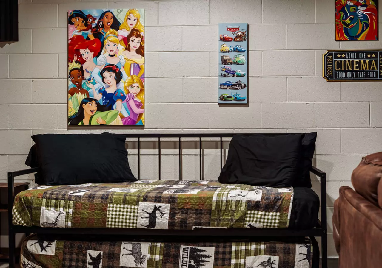 Bluff Mountain Escape