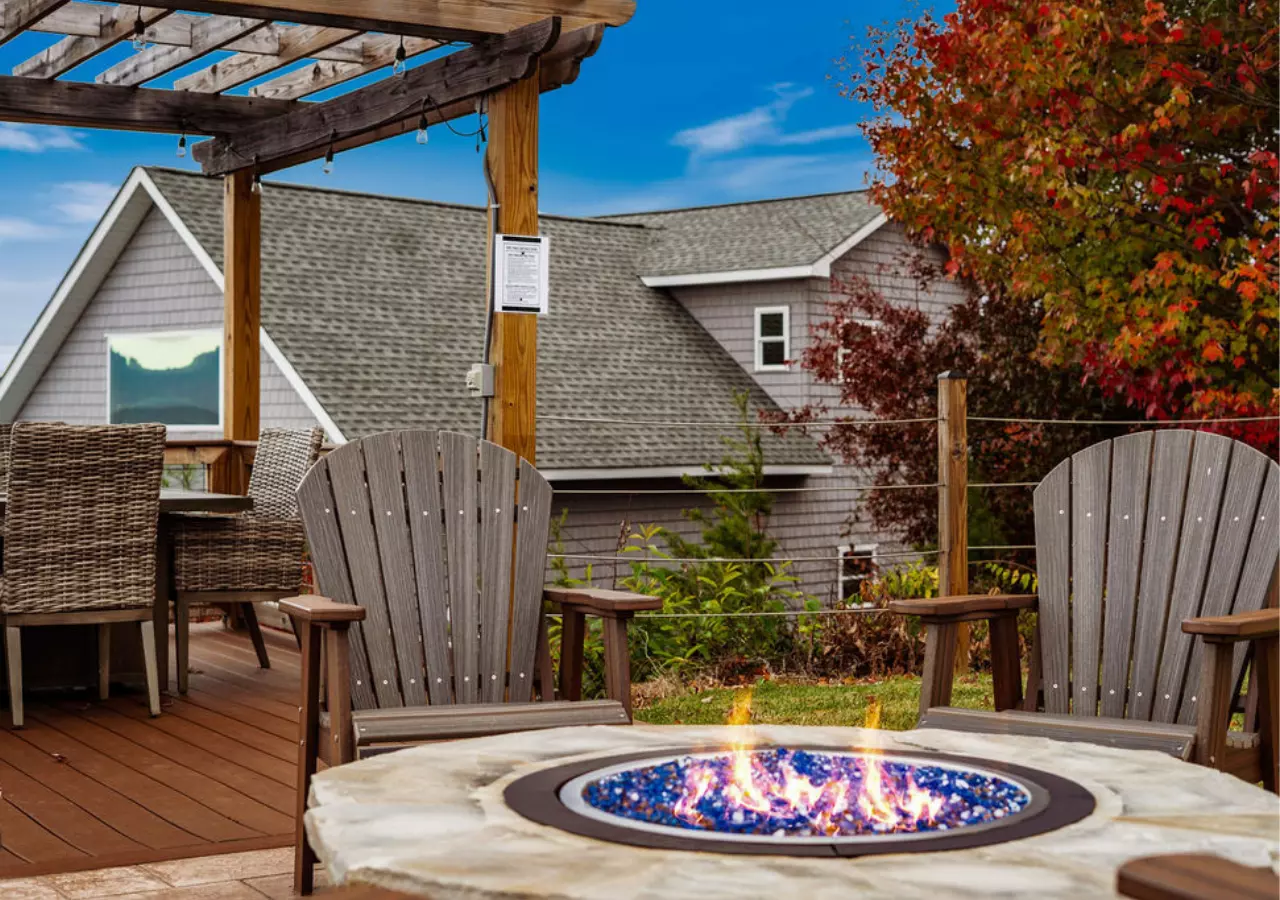 Bluff Mountain Escape