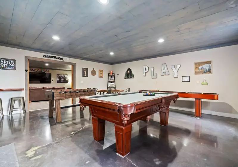 Bluff Mountain Escape