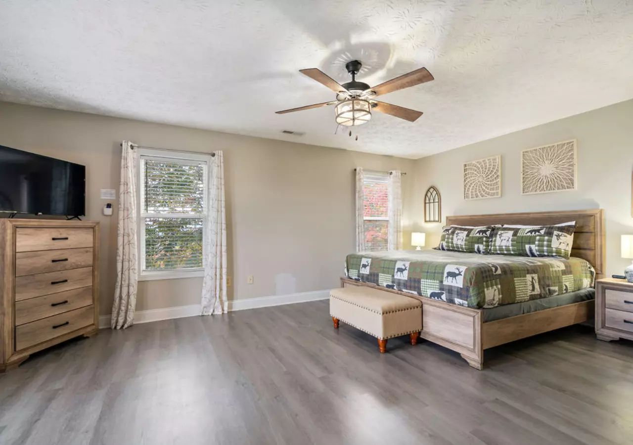 Bluff Mountain Escape