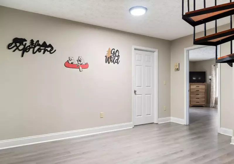 Bluff Mountain Escape