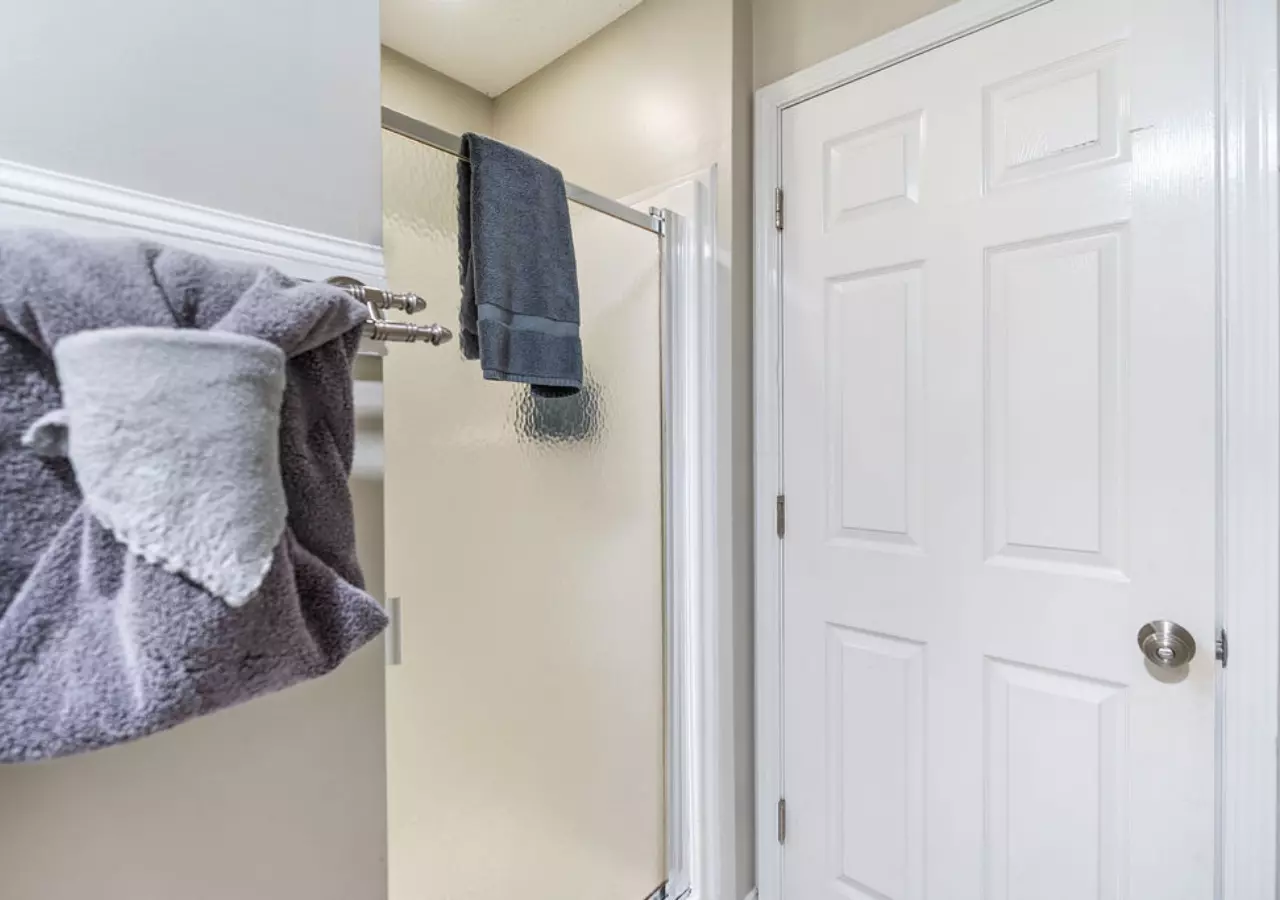 Bluff Mountain Escape