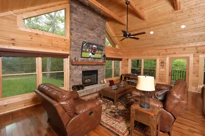 Honey J's Mountain Retreat