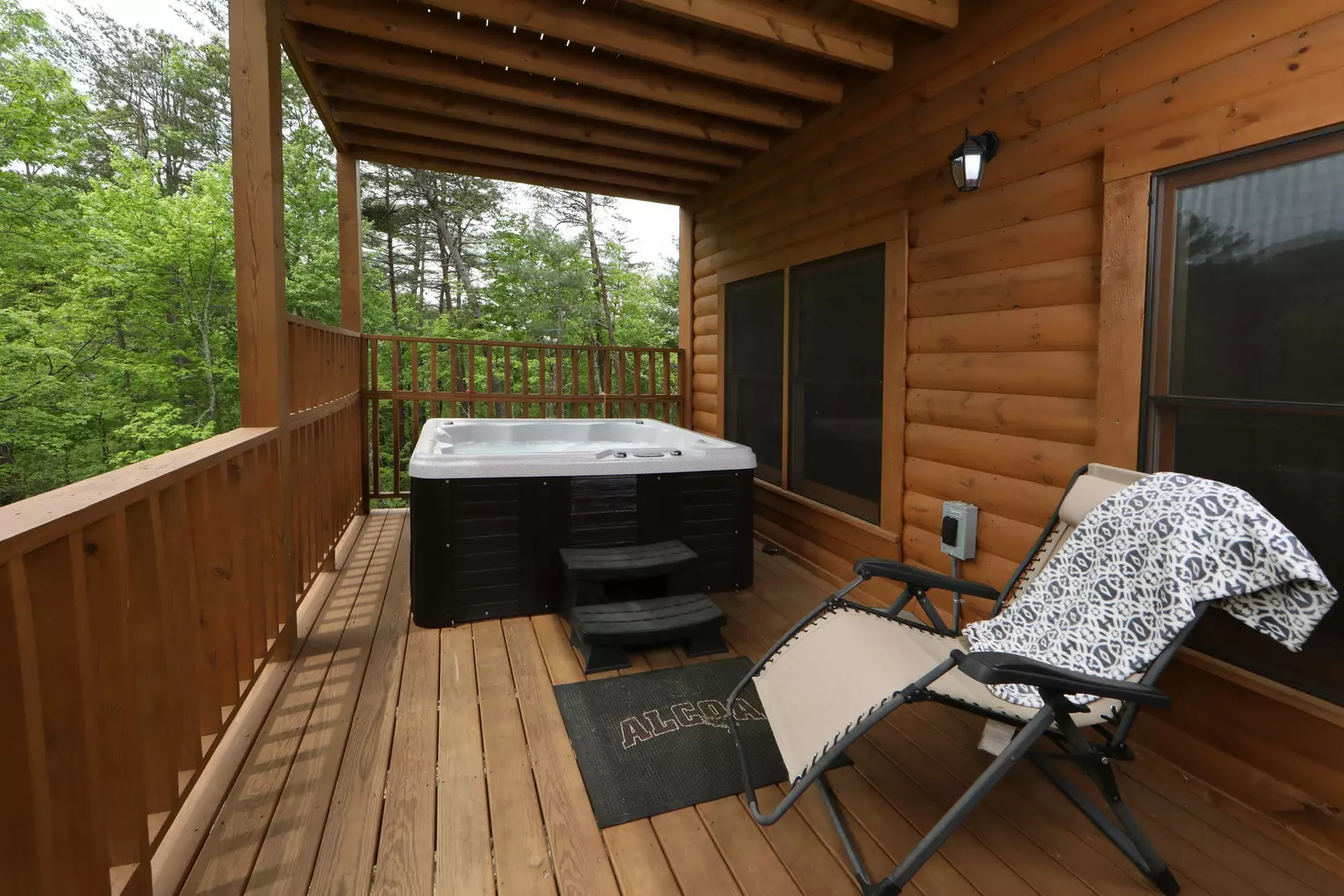 Honey J's Mountain Retreat