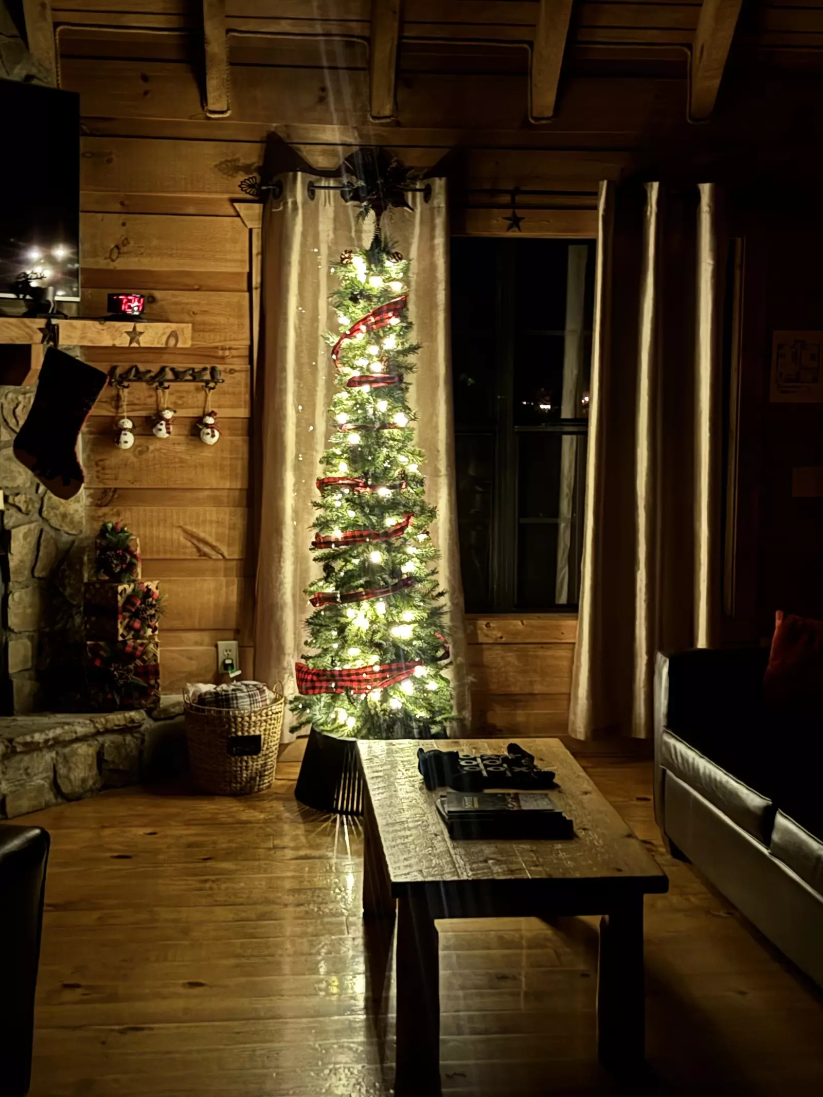 Beary Beary Special Winterfest decorations