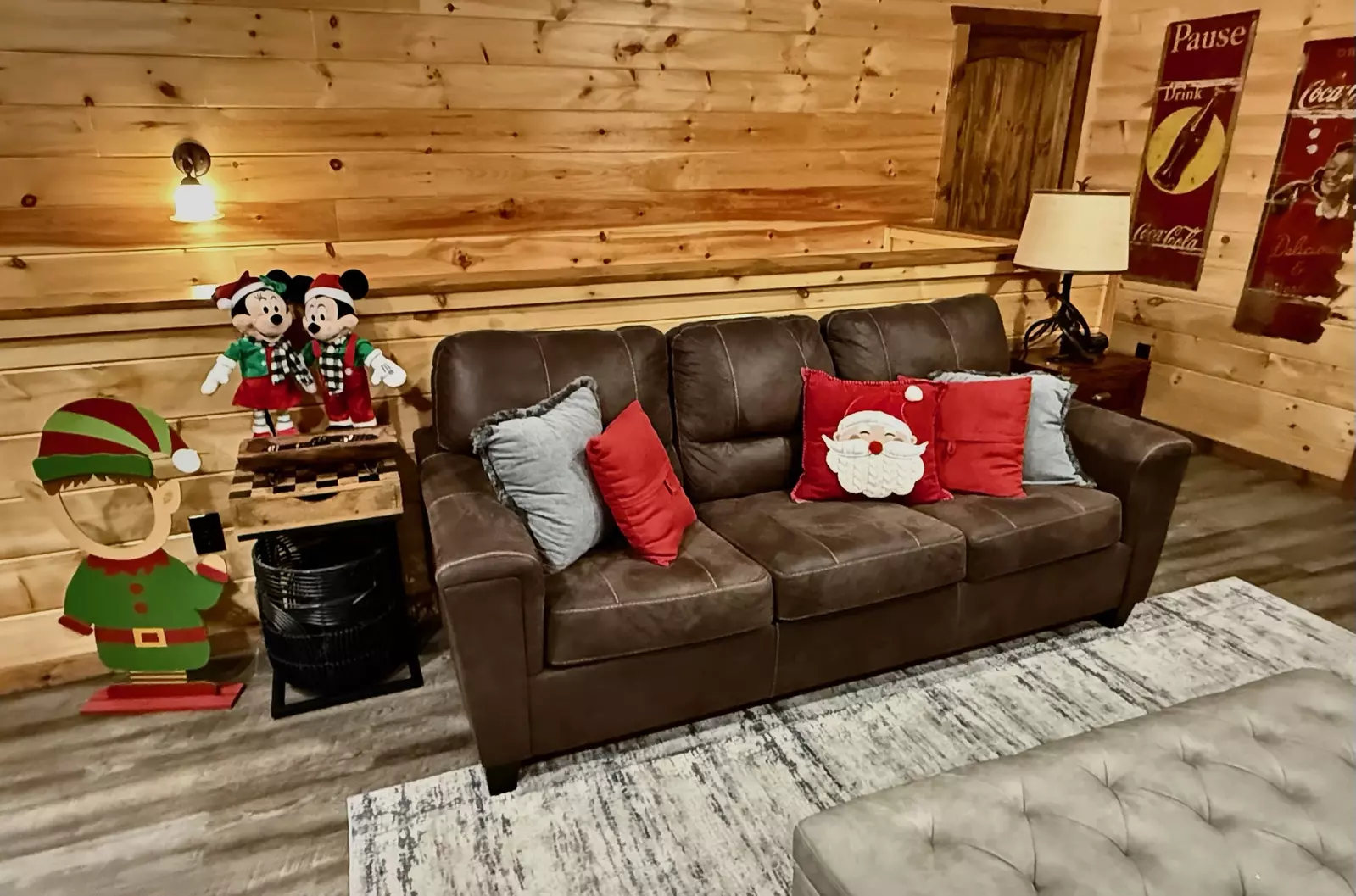 MounTown Moments Vista Winterfest decorations