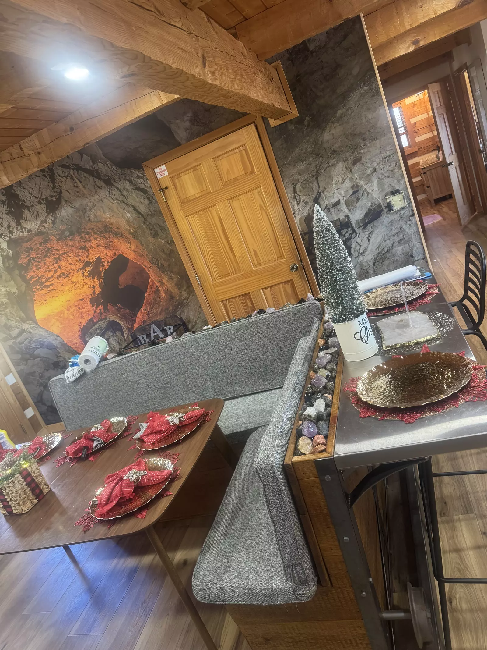 Secluded Summit holiday decorations