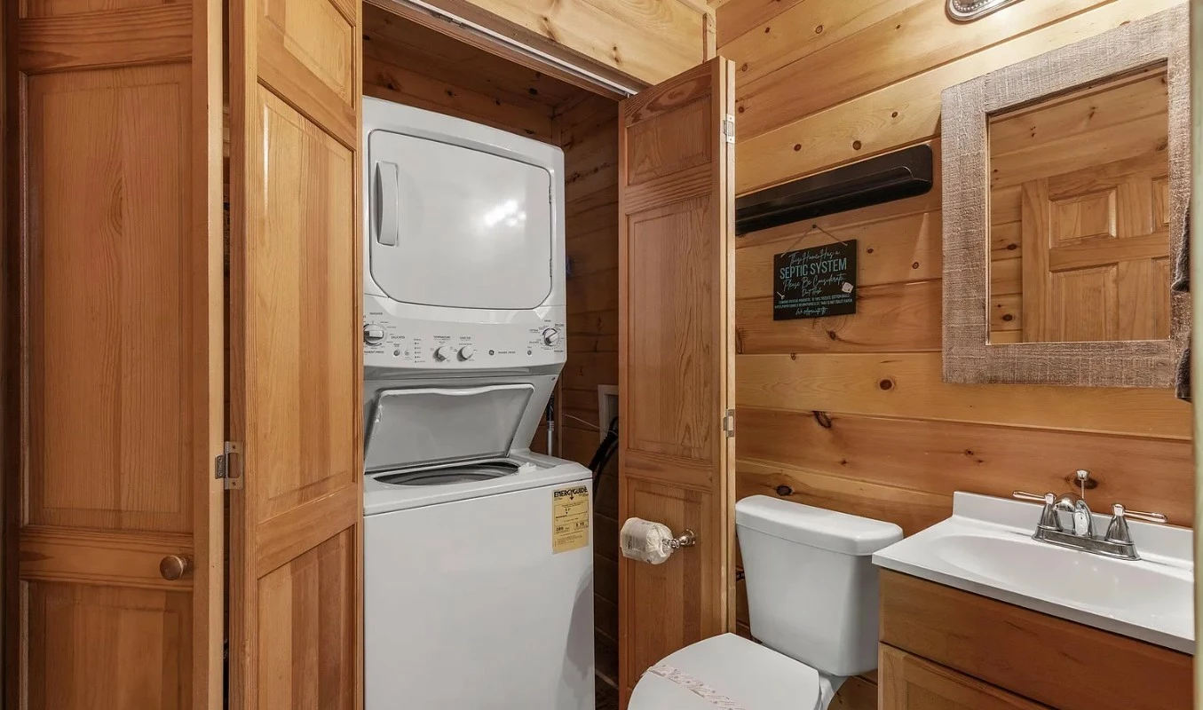 Poplar + Pine:  The Heart of the Smokies