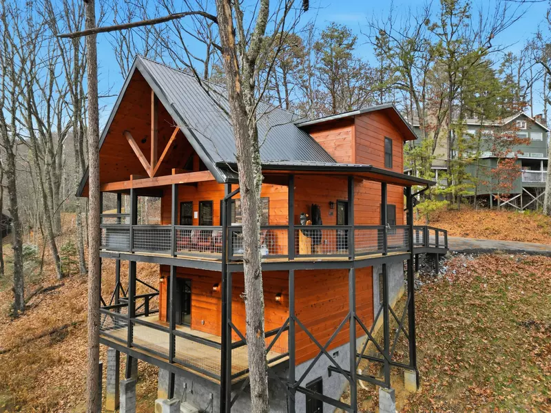 Property image, Exterior, of Falcon Crest #3104