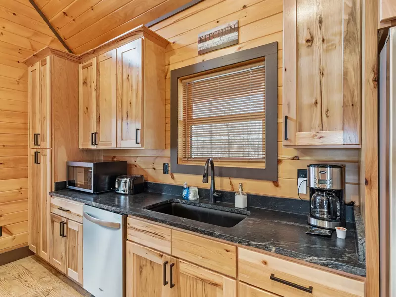 Property image, Exterior, of Falcon Crest #3104