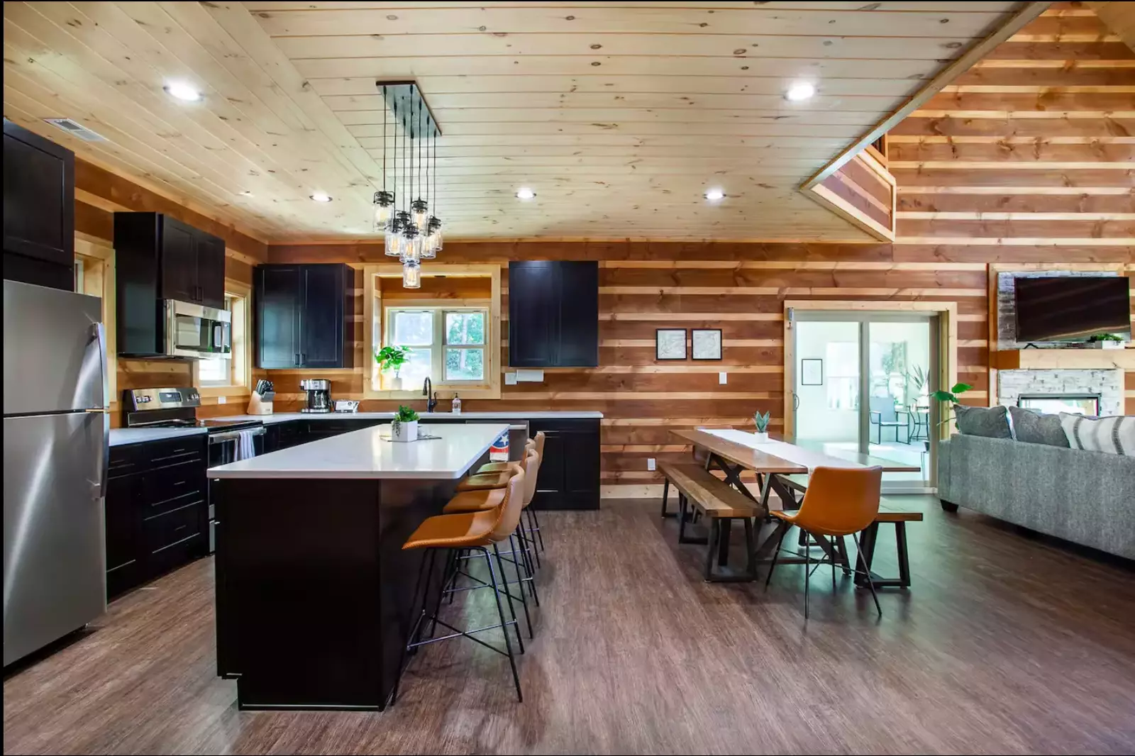 Open Kitchen, Dinning, Living area