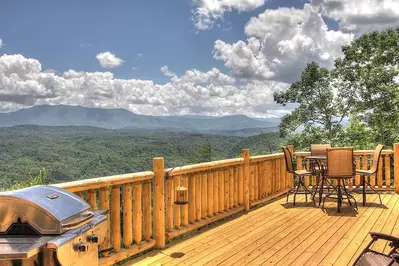 majestic mountain memories is one of the top smoky mountains cabins