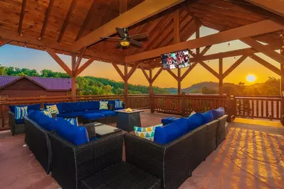 graceview lodge is a top smoky mountains cabin